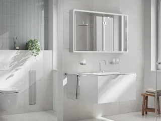 emco LED-Lichtspiegelschrank prime Slim1400 mm, 3-türig, IP 20 Rückwand verspiegelt,949708208 949708208