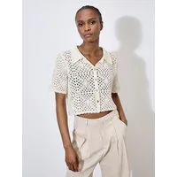 Apricot Cardigan Blumiger Cardigan mit Häkelverzierungen