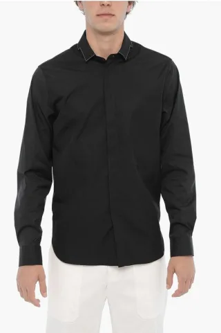 Slim Fit CUT OUT BOLT Hemd mit versteckter Knopfleiste in Schwarz