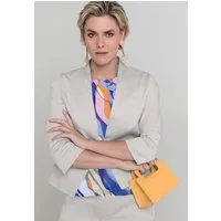 bianca Kurzblazer ABBY in moderner Länge und cooler Trendfarbe