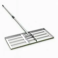 SattesGrün Rasenrechen Profi Lasercut Edelstahl Rasenrakel Rakel zum Sanden Abziehen, 75 cm Arbeitsbreite, Levelingrake Flächenebner Leveler Lawnleveling mit Stiel