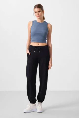 Mittlere Taille Crepe Relaxed Hose mit Tasche