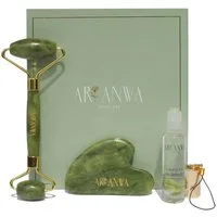 ARI ANWA Skincare Wellness-Pflegeset The Glow Kit Jade I Jade Roller + Gua Sha + Roll On mit Rosenwasser«
