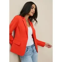Tamaris Kurzblazer mit figurbetonter Passform in Trendfarben - mit passender Hose