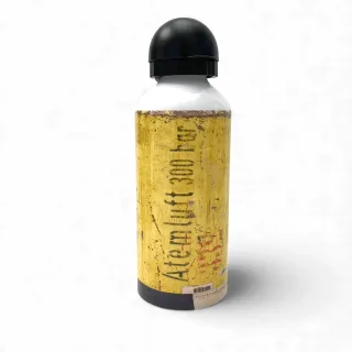 FIREBOTTLE "Atemluft 300 bar" | Trinkflasche 600ml | mit zwei Verschlüssen & Karabiner | Schraubverschluss | Mundstück mit Deckel | auslaufsicher