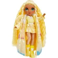Rainbow High Anziehpuppe Winter Wonderland Doll - Sunny (Yellow)