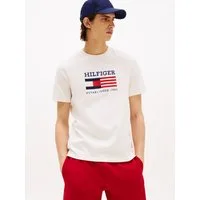 Tommy Hilfiger T-Shirt AMERICANA MONOTYPE FLAG BOX TEE Mit markanter Stickerei