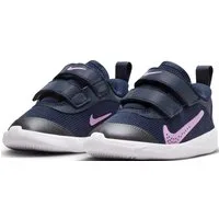 Nike Omni Multi-Court (TD) Hallenschuh