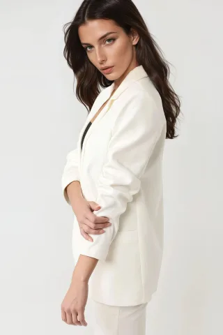 Basic Boyfriend-Jacke Pika Kollektion