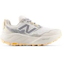 New Balance Hierro BEIGE Laufschuh