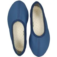 Beck Schläppchen Chance aus veganem Leder, perforierte Gummisohle Gymnastikschuh Sehr robust - perforierte Laufsohle