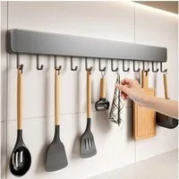 Mutig Hakenleiste Garderobenleiste 30/40/50cm,Küche Hängeleiste, 6/8/10 bewegliche Haken, (Küchenhalterung ohne bohren, Bohrfreie oder gebohrte Montage möglich, Haken aus Raumfahrt-Aluminium für Schlafzimmer Bad Küche-Silbergrau), Es ist ideal für gl