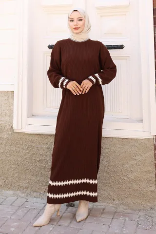 Gemustert Strick Kleid Braun