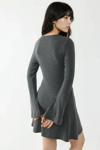 Strukturiertes Boot-Ausschnitt Mini-Kleid