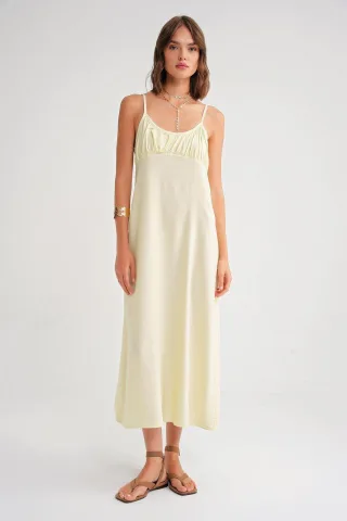 Maxikleid mit gekräuseltem Detail und Trägern