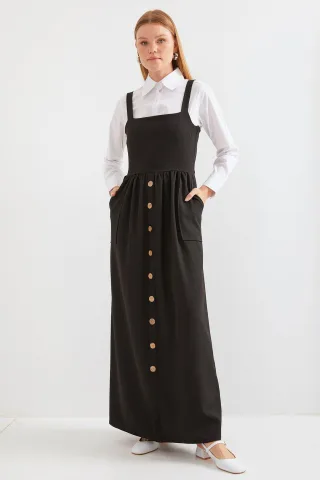 Maxikleid in A-Linie mit quadratischem Kragen und Knopfverschluss