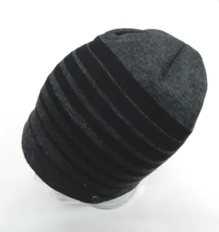 COMMANDER Finest Clothing - Strickmütze black