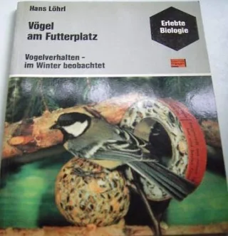 Vögel am Futterplatz. Vogelverhalten - im Winter beobachtet