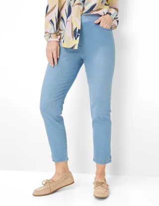 Raphaela by Brax Damen Schlupfjeans Style PAMINA 6/8 BLEACHED LIGHT BLUE SLIGHTUSED, denim hellblau, Gr. 36K