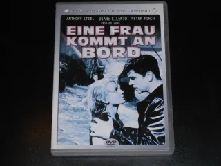 Passage Home - Eine Frau kommt an Bord