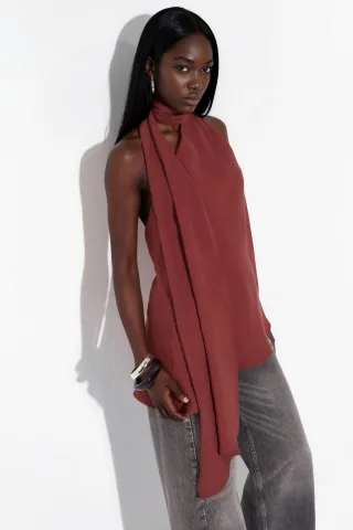Halterneck-Top mit Schal-Detail