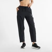 New Balance Trainingshose Sport Essentials Performance Woven Pant für Laufen entwickelt, atmungsaktive Webhose, leichtes Material