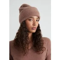 Style & Republic Beanie mit breitem Umschlag