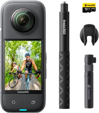 Insta360 X3 Creator-Set: wasserdichte 360 Action Kamera mit 127 cm (1/2 Zoll) 48 MP-Sensoren 57 K 360 Active HDR Video 72 MP 360 Foto 60 fps Me Modus 58 cm (23 Zoll)-Touchscreen und mehr