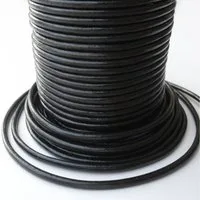 Auroris Bastelnaturmaterial 25m Rolle Lederband rund Durchmesser 2mm Farbe wählbar, Lederschnur Lederriemen