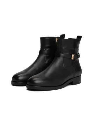 Tommy Hilfiger Stiefelette "TH BUCKLE RIDING LEATHER BOOTIE", Blockabsatz, Ankleboots, Businessschuh mit Zierschnalle