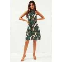FS Collection Minikleid Damen Minikleid Neckholder Sommerkleid mit Bindeband (XS (EU:36 / UK:8) · S (EU:38 / UK:10) · M (EU:40 / UK:12) · L (EU:42 / UK:14) · XL (EU:44 / UK:16), 8 Farben) Neckholderdesign, Bindeband am Rücken, lockerer Fall, Allover-