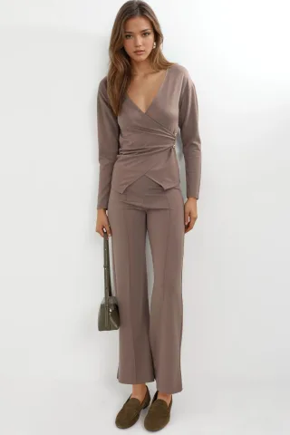 Accessorized Detail Bluse & Hose Zweiteiler Set