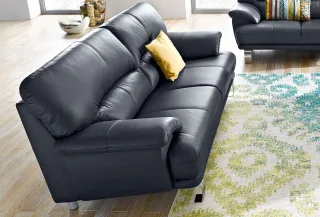 TRENDMANUFAKTUR 3-Sitzer "Cecilia, in italienischem Design, bequem" mit Chromfüßen