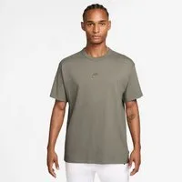 Nike Sportswear T-Shirt M NSW TEE LSE PREM ESS SUST aus Baumwolle, auch in großen Größen