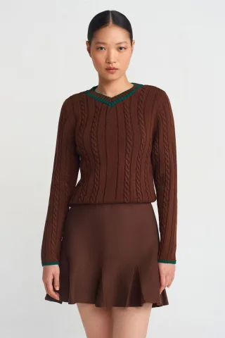 Damen V-Ausschnitt Pullover mit Kabelstrick