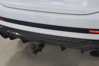 Komplettset Anhängerkupplung (AHK) für Audi Q3 F3