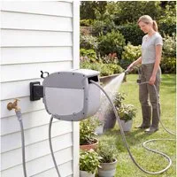 Outsunny Schlauchtrommel mit automatische Aufrollung, Selbstverriegelung, (Schlauchaufroller, 1-tlg., Schlauchbox), Grau