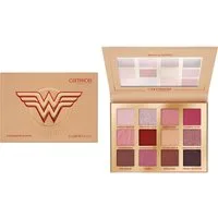 Catrice Lidschatten-Palette Wonder Woman Eyeshadow Palette, Hochpigmentiert mit matten, schimmernden und metallischen Texturen.