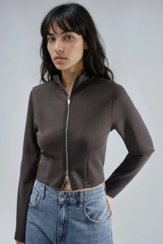 Taillierte Strickjacke mit Reißverschluss