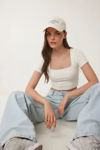 Slim Fit Quadratkragen Strickkurzbluse