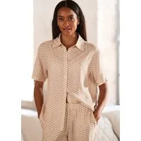LASCANA Pyjamaoberteil mit edlem Allover-Druck