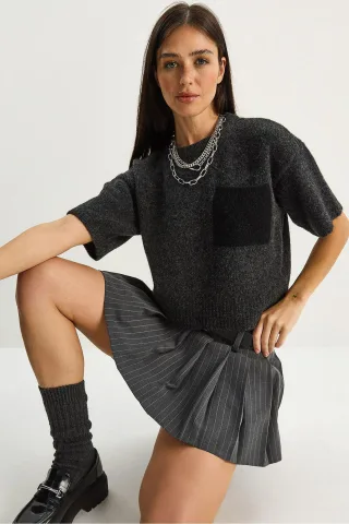 Oversized Rundhals-Strickpullover mit Tasche