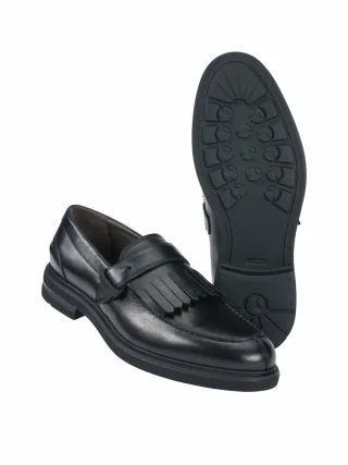Mey & Edlich Herren Fleißiger College Loafer Schwarz Obermaterial: Kalbleder