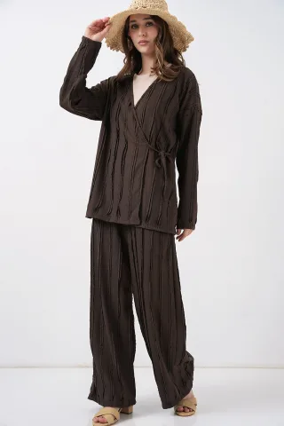 Strukturierter V-Ausschnitt Kimono mit Bindegürtel & Weite Hosen Set