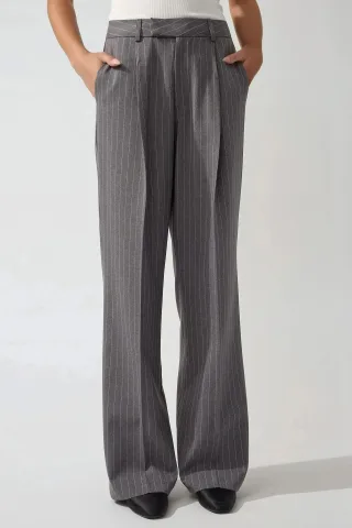 Faltenstreifen Gerade Bein Hose
