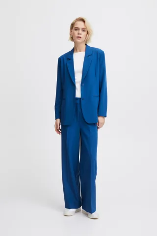 Blau
