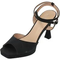 Palado by Sila Sahin Vavith by Sila Sahin Pumps