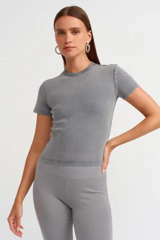 Damen Slim Fit Crop T-Shirt