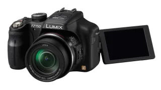 Panasonic Lumix DMC-FZ150 [12MP 24-fach opt. Zoom 3"] schwarz