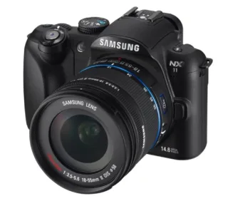 Samsung NX11 [14.6MP HDMI 3"] schwarz inkl. 18-55mm 1:35-56 OIS II Objektiv